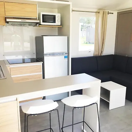 Дом отдыха Mobil-home Confort 4 Pers, 2 Ch, Piscine Chauffee, 200m Plage, Parking, Wifi Gratuit, Animaux Ok - Fr-1-361a-32 Жуллувиль-ле-Пен