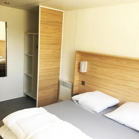 Mobil-home Confort 4 Pers, 2 Ch, Piscine Chauffee, 200m Plage, Parking, Wifi Gratuit, Animaux Ok - Fr-1-361a-32