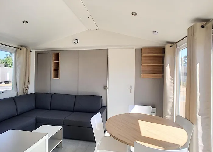 Mobil-home Confort 4 Pers, 2 Ch, Piscine Chauffee, 200m Plage, Parking, Wifi Gratuit, Animaux Ok - Fr-1-361a-32 בית נופש *
